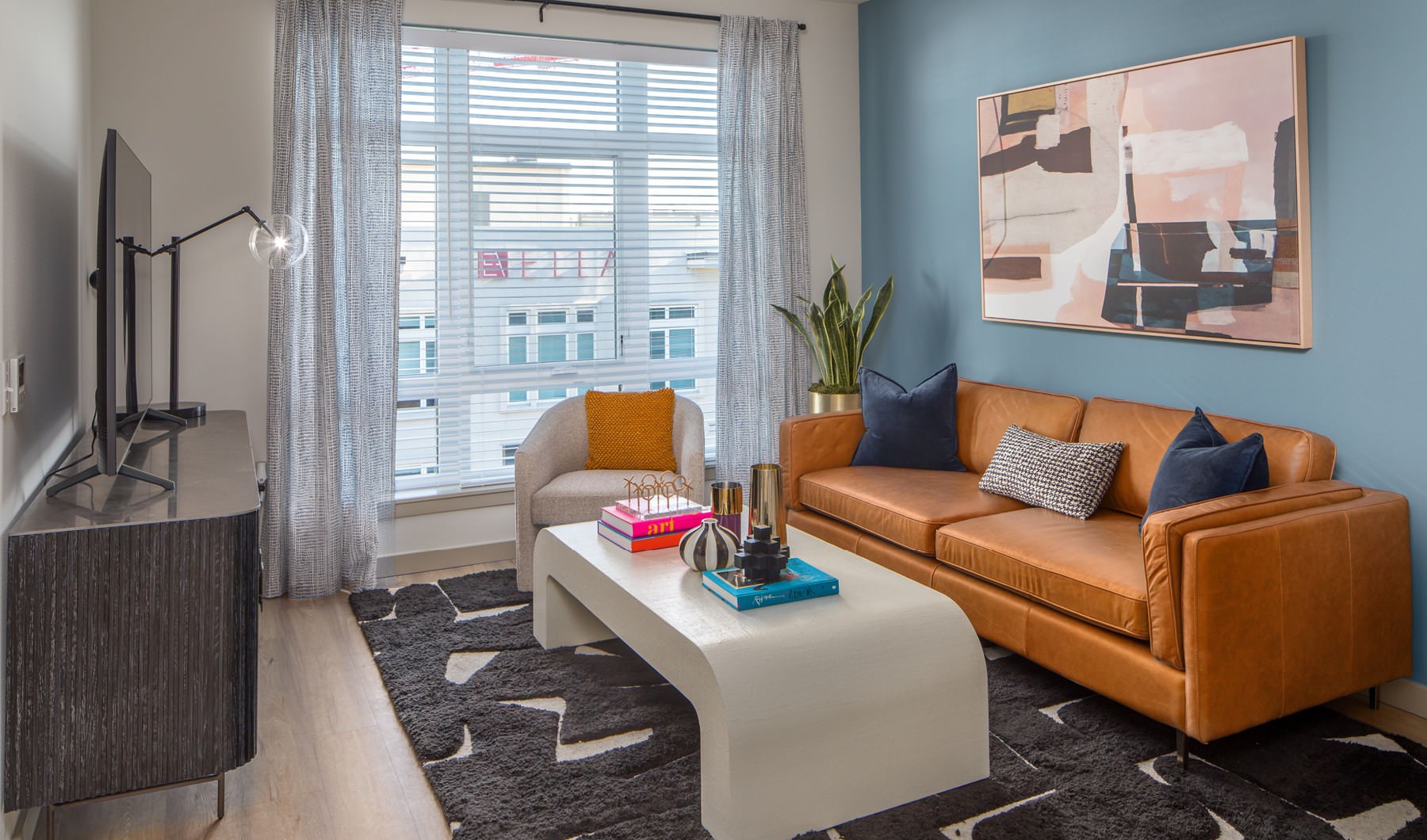 The Dylan is a pet-friendly apartment community in Portland, OR